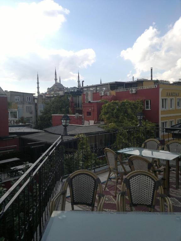 Emre Hotel Istanbul Exterior photo